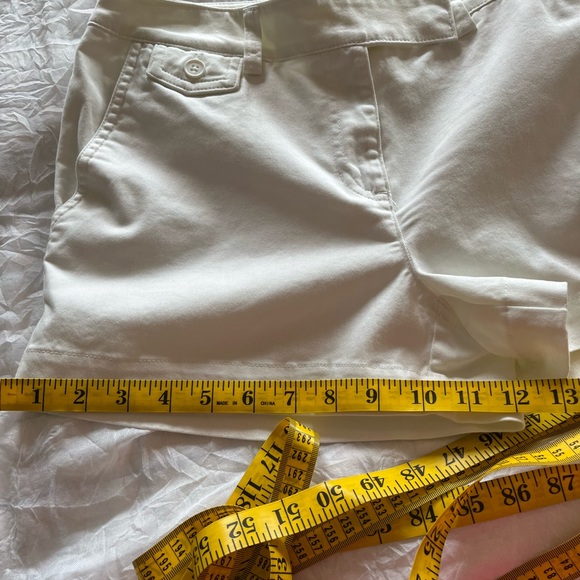 Jones New York White/Off White Low Rise Shorts - Picture 6 of 8